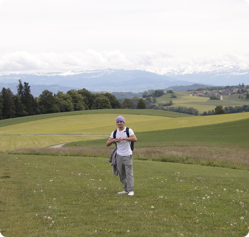 Jaden Medina traveling